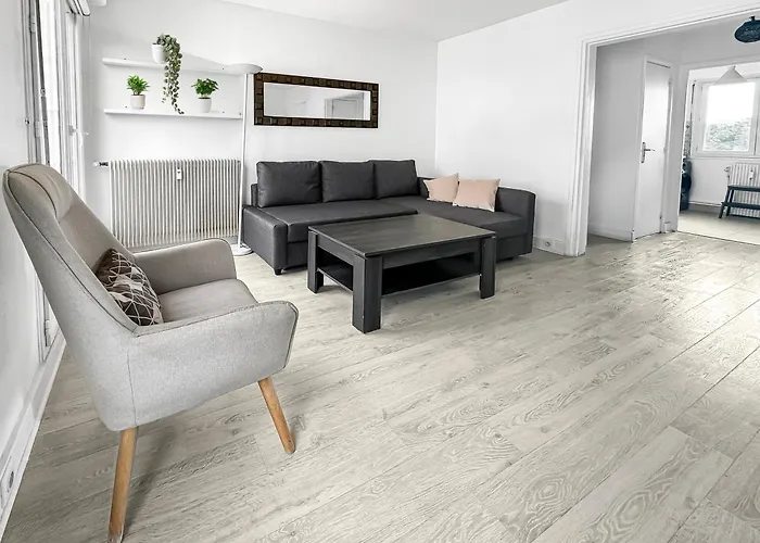 Appartement Spacieux A La Garenne-Colombes